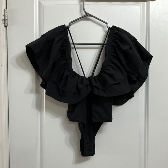 Zara Ruffle Swimsuit - Picture 4 of 8